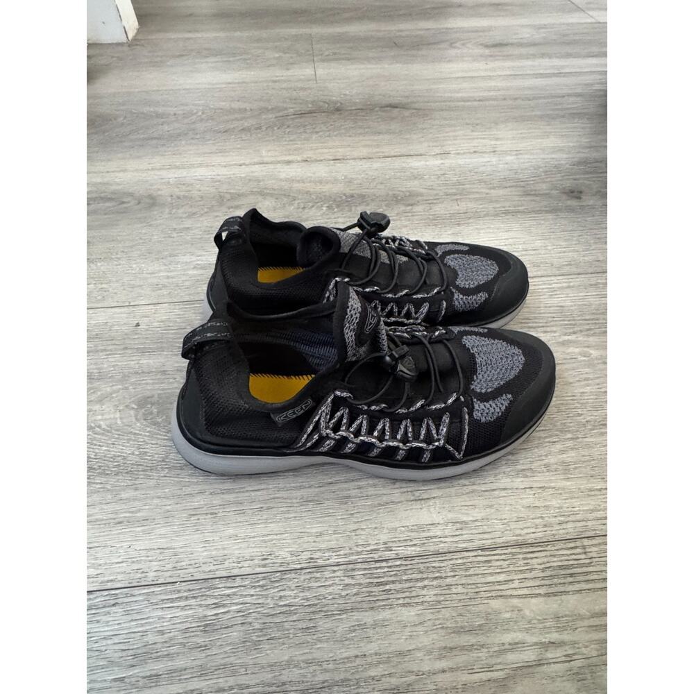 WOMENS KEEN UNEEK EXO 1018771 SPORT OUTDOOR SHOES BLK/GRY 9 - Picture 2 of 6